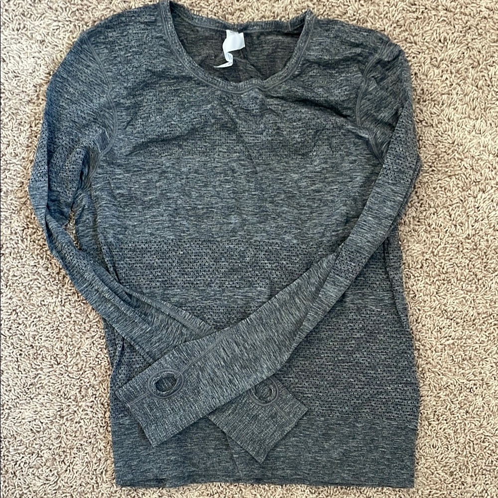 Women's Gray Long Sleeve Top
